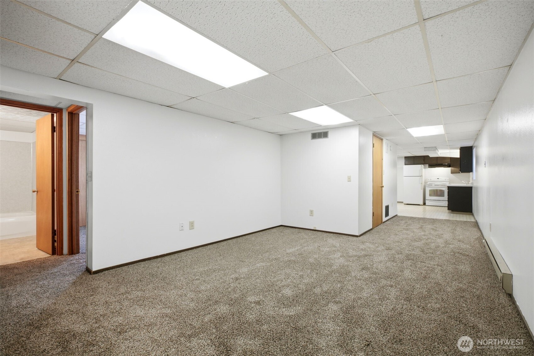 1409 W Yakima Avenue Property Photo 20