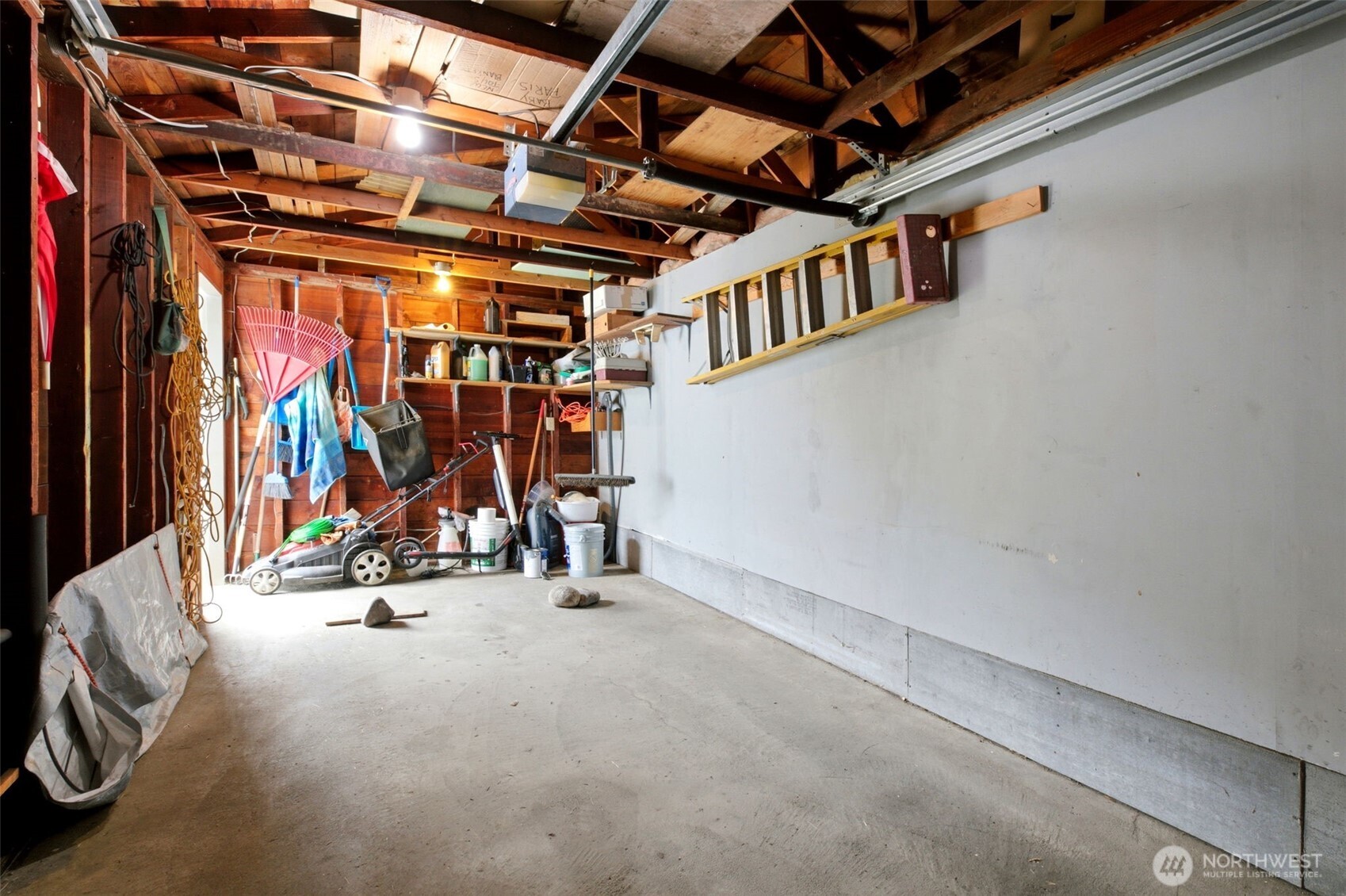 1414 W Yakima Avenue Property Photo 27