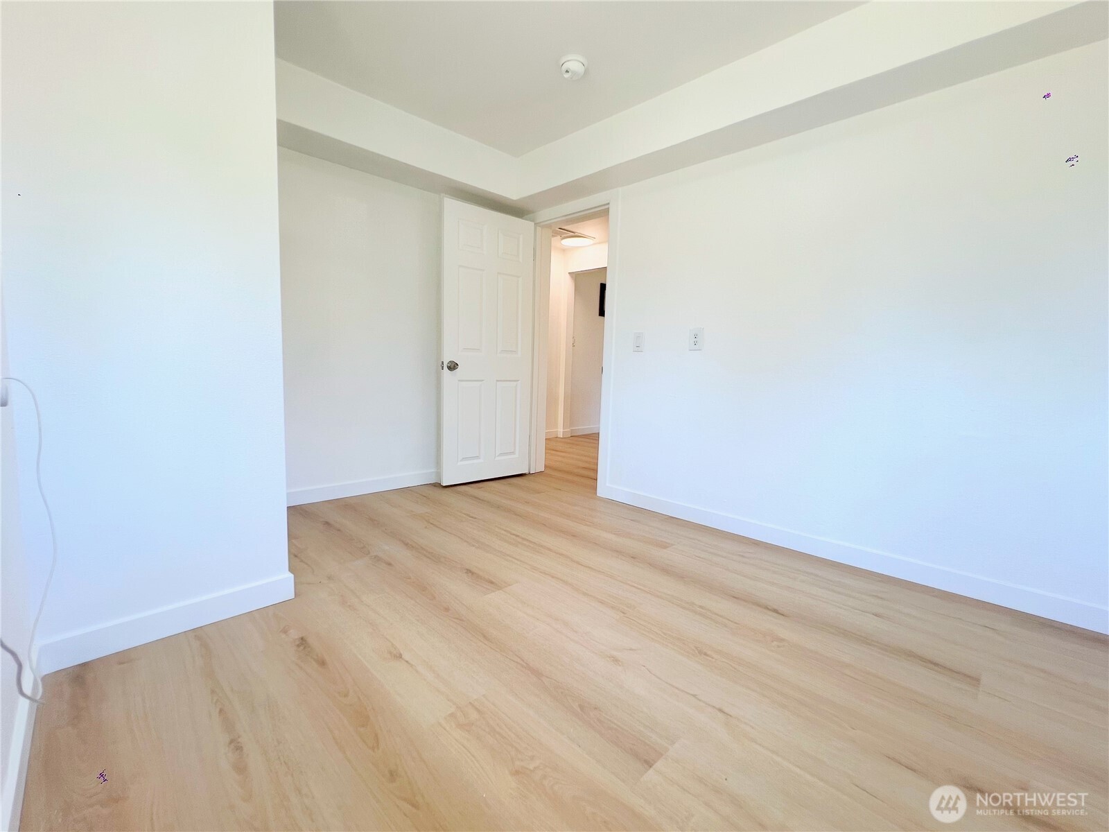 251 E 72nd Street Property Photo 17