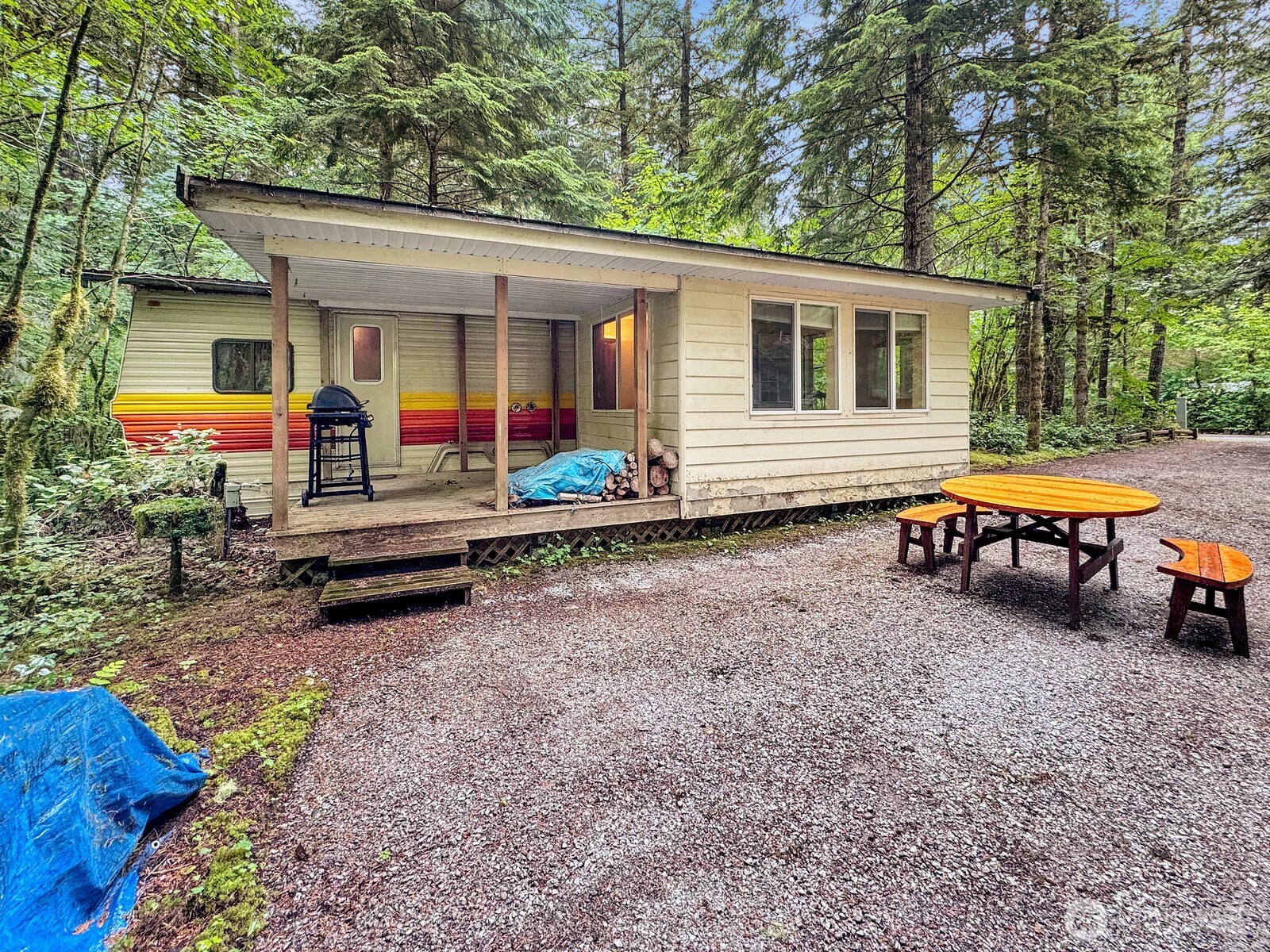 68 4 Christmas Tree Circle Property Photo 3