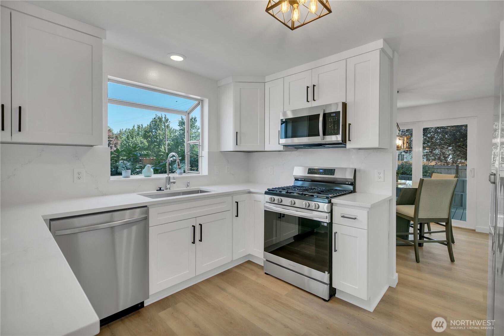 101 Jewell Street Property Photo 10