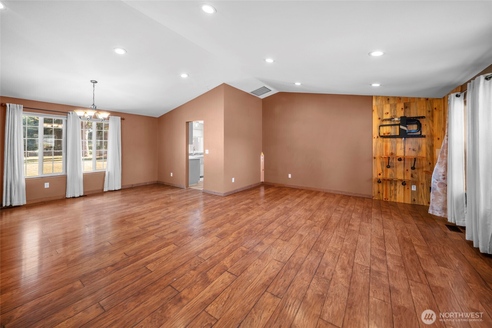5921 184th Lane Property Photo 4
