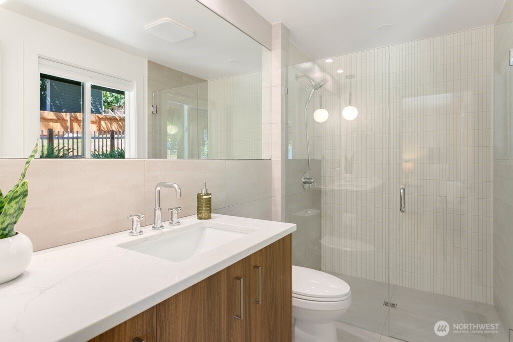 8920 168th Avenue Property Photo 21