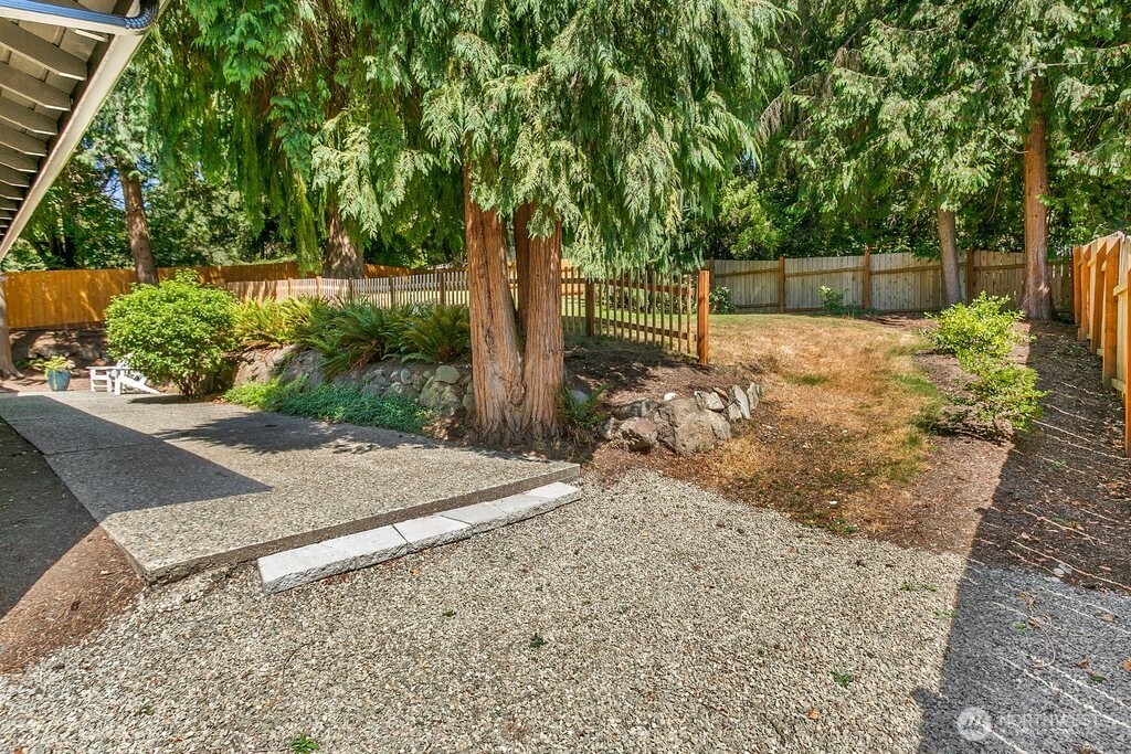 8920 168th Avenue Property Photo 32