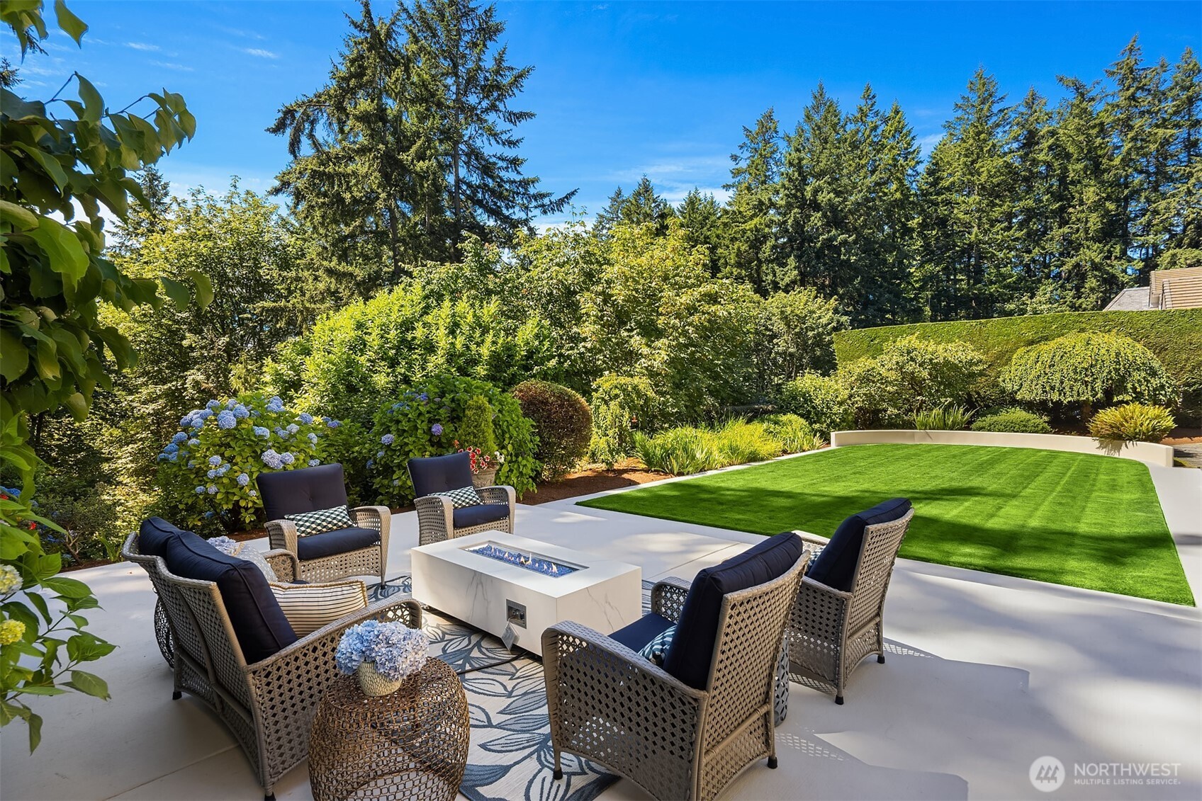 14405 3rd Avenue Property Photo 6
