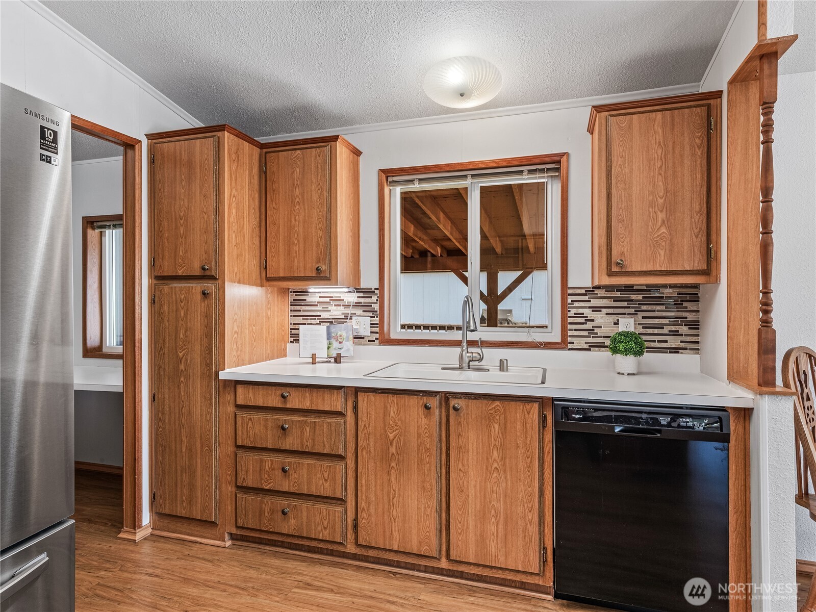 6883 Capricorn Lane Property Photo 11