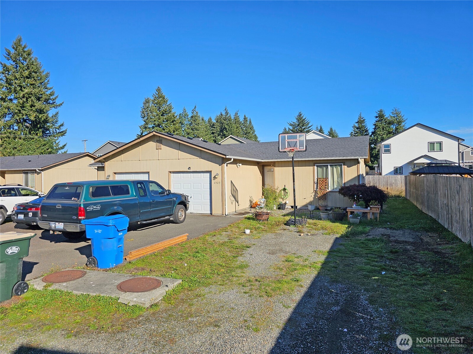 6521 201st Property Photo 8