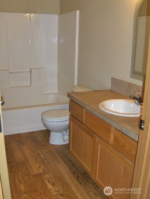 6521 201st Property Photo 16