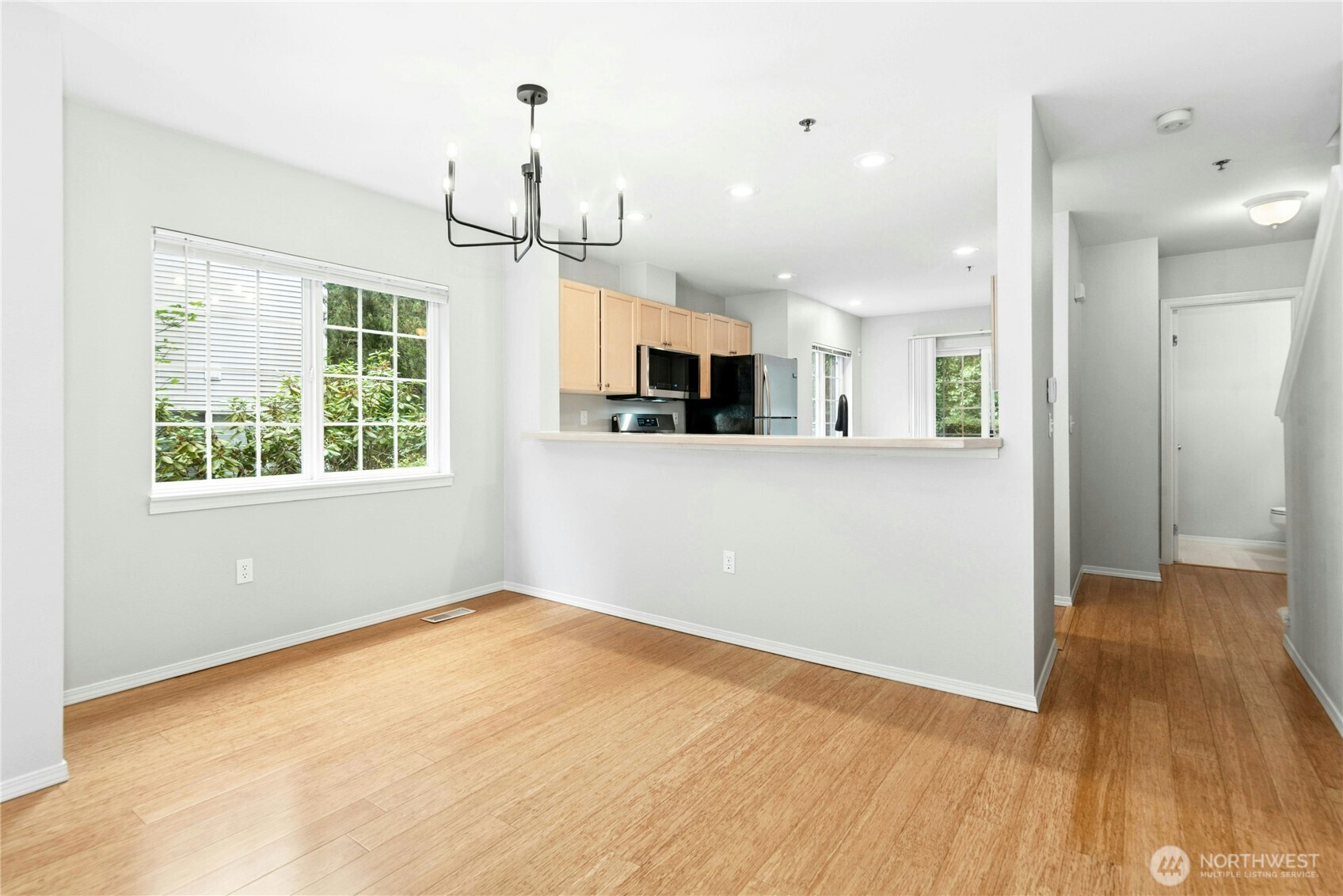 601 12th Avenue E1 Property Photo 21