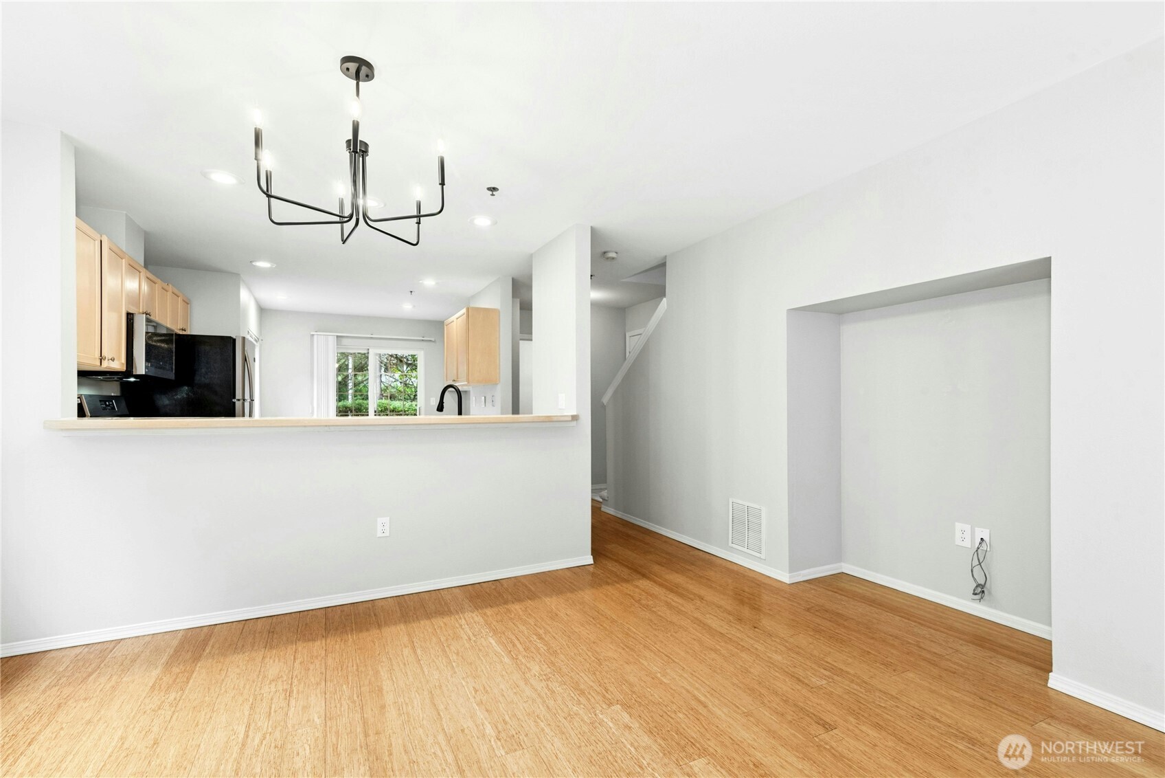 601 12th Avenue E1 Property Photo 22