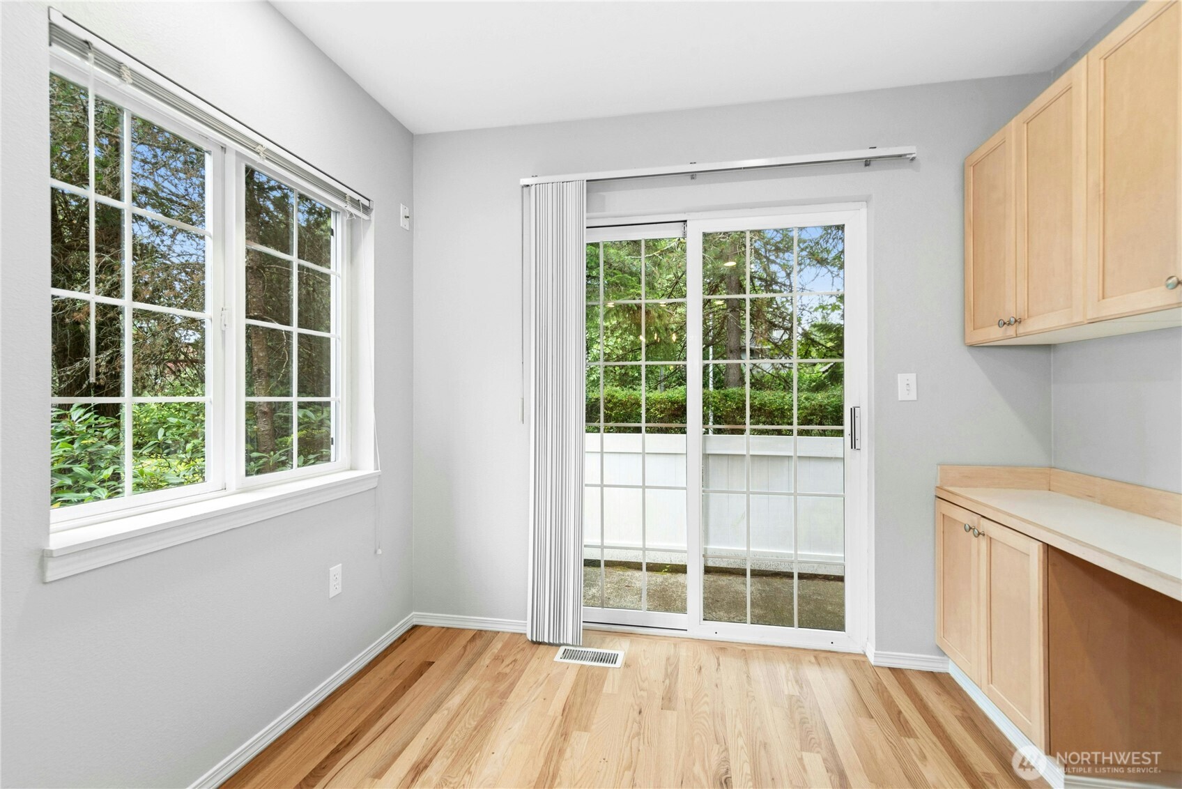 601 12th Avenue E1 Property Photo 24