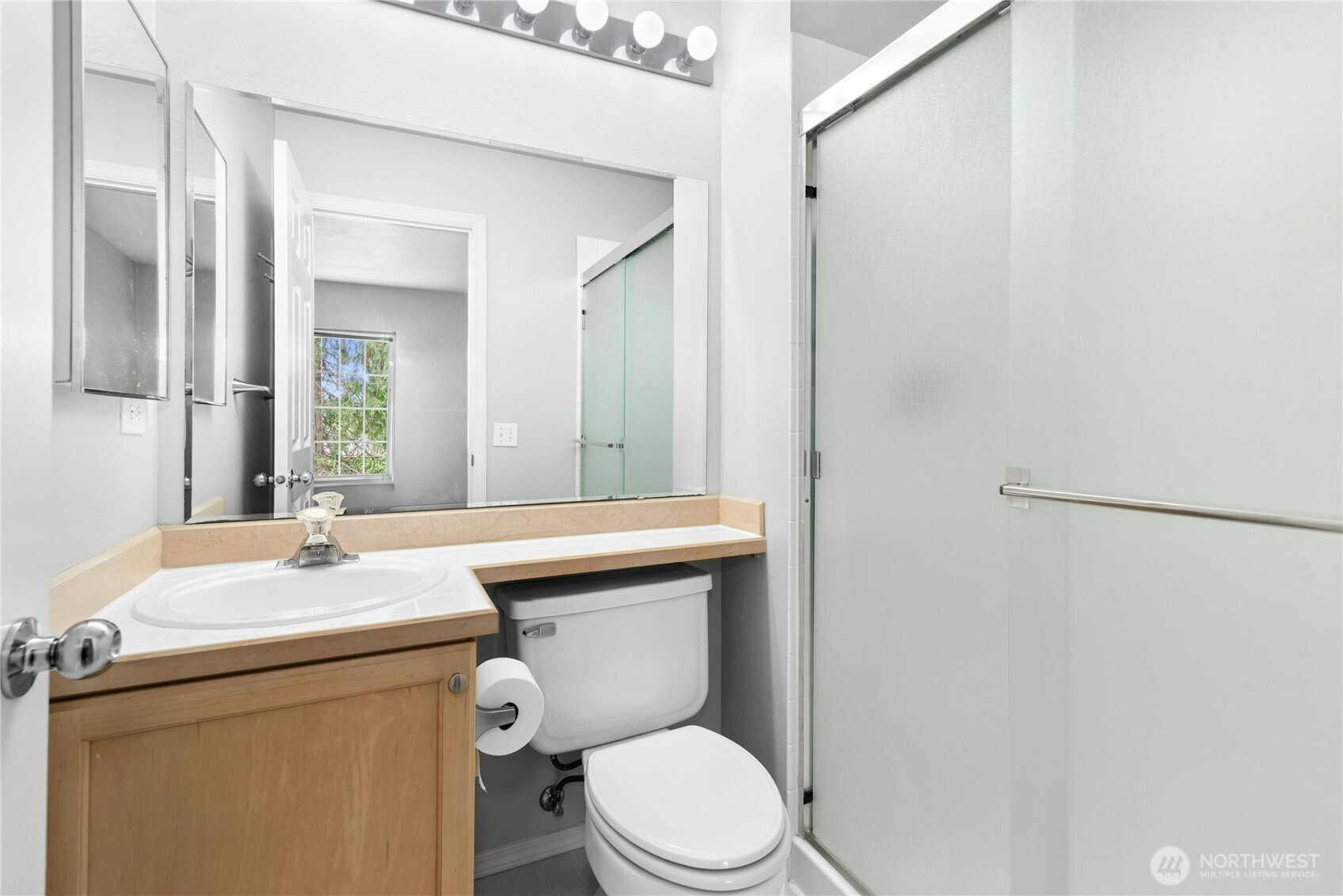601 12th Avenue E1 Property Photo 32