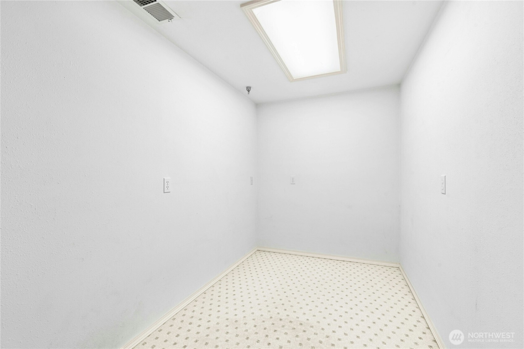601 12th Avenue E1 Property Photo 40