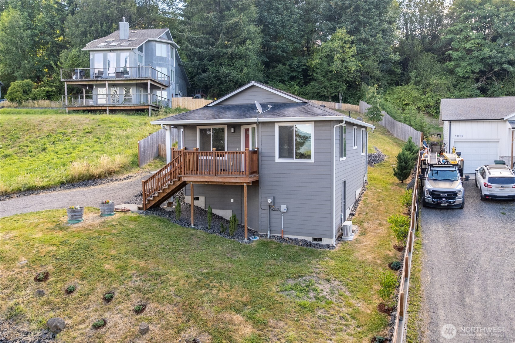 1009 Taylor Road Property Photo 3