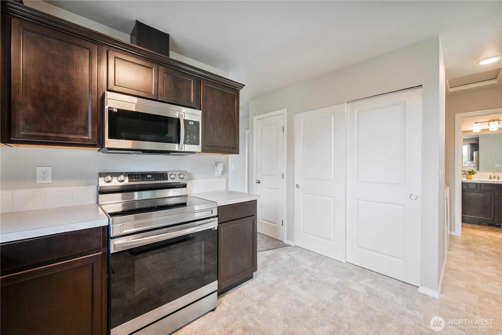 1009 Taylor Road Property Photo 11
