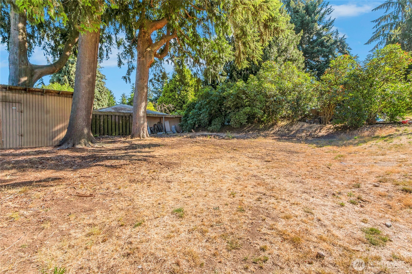 10406 55th Avenue Property Photo 23
