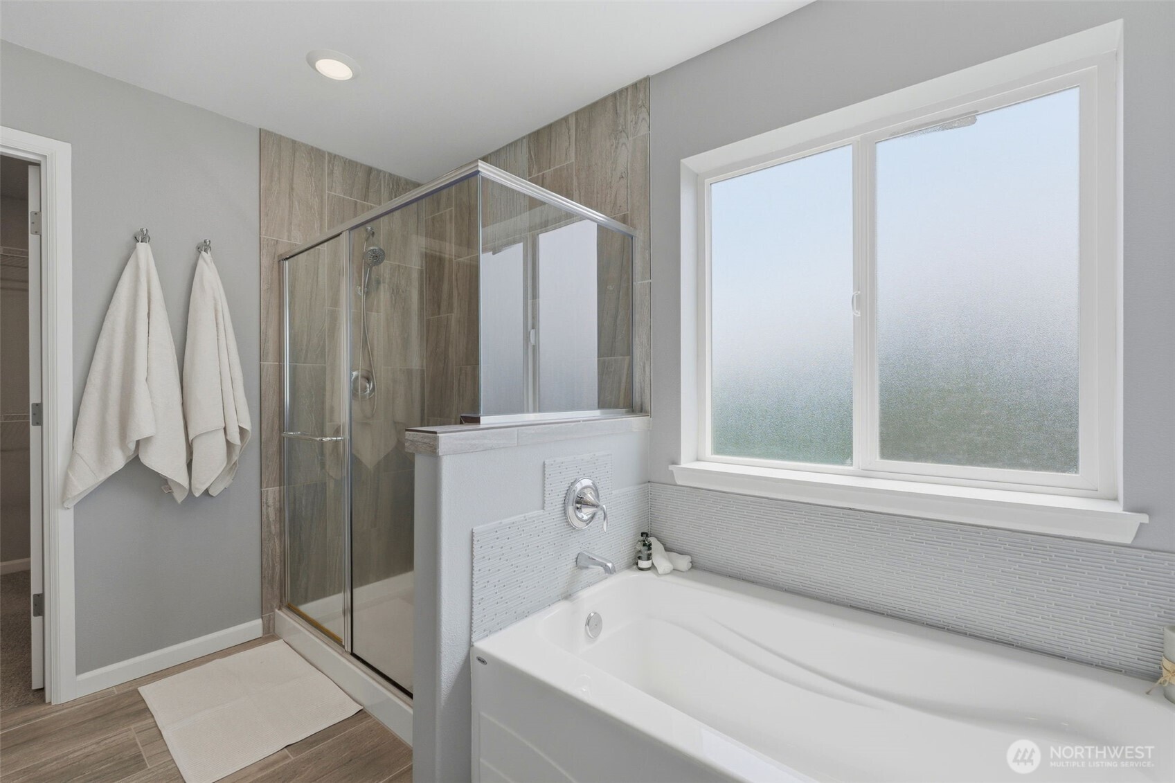 5012 Admiral Street Property Photo 23