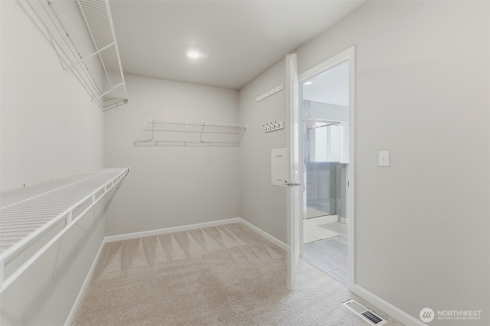 5012 Admiral Street Property Photo 24