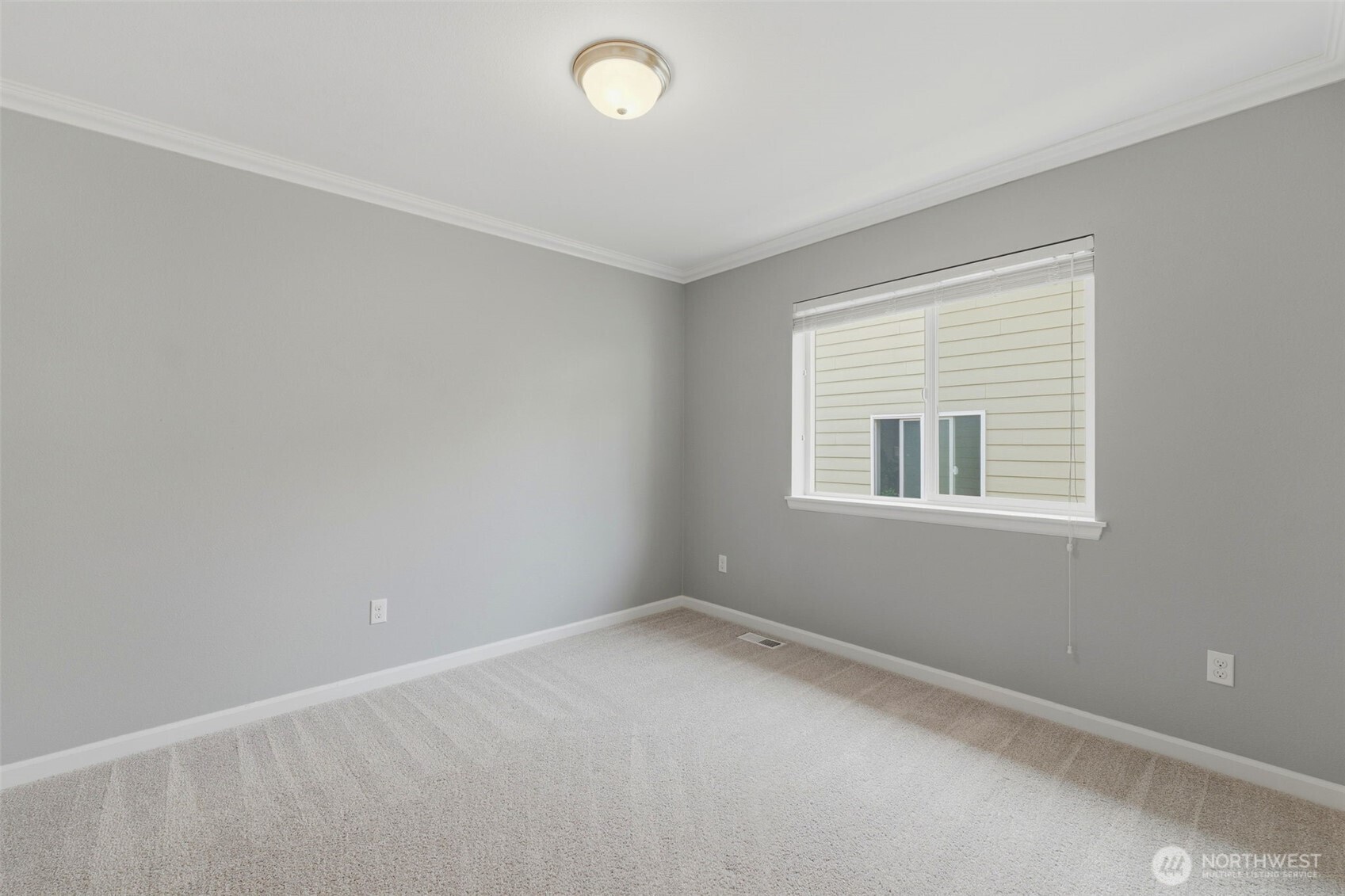 5012 Admiral Street Property Photo 25