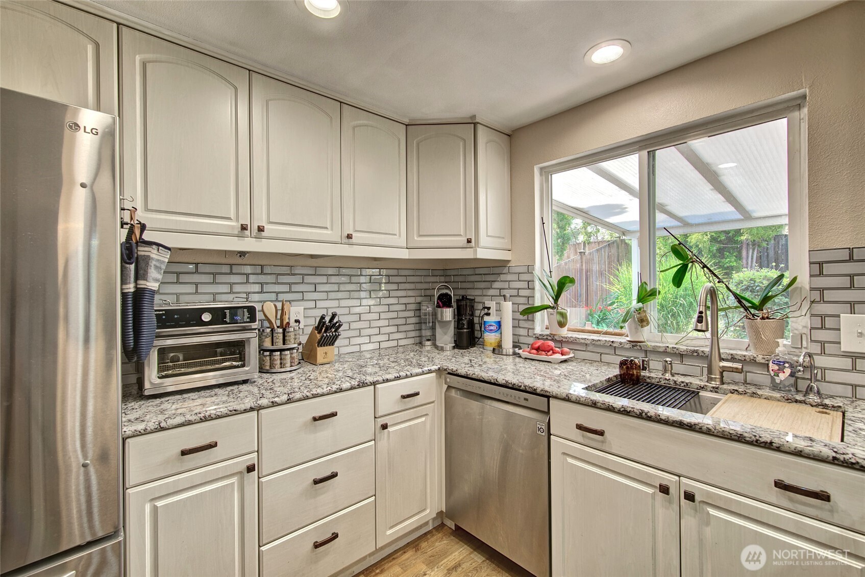 6410 65th Place Property Photo 13