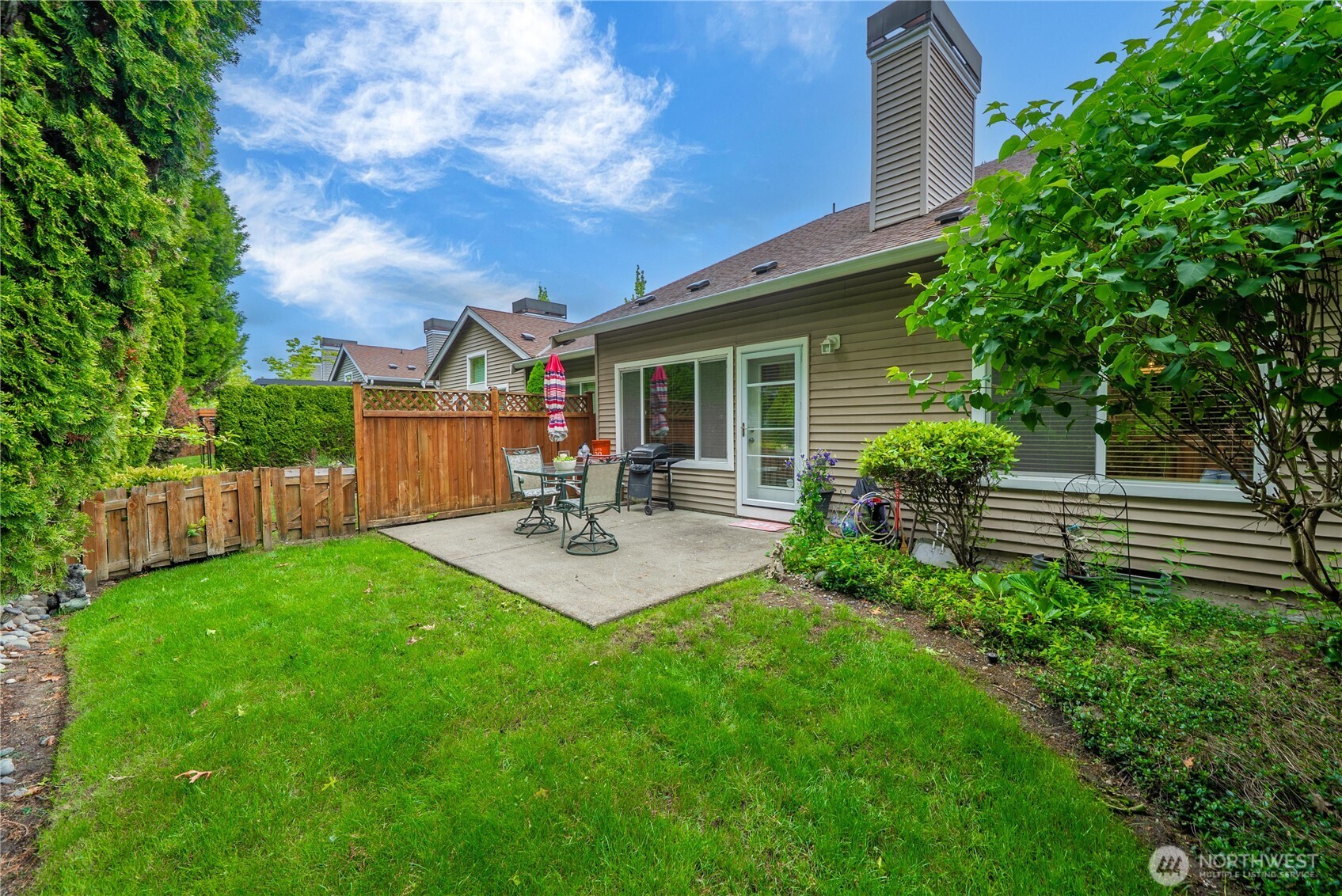 6445 James Avenue B Property Photo 10