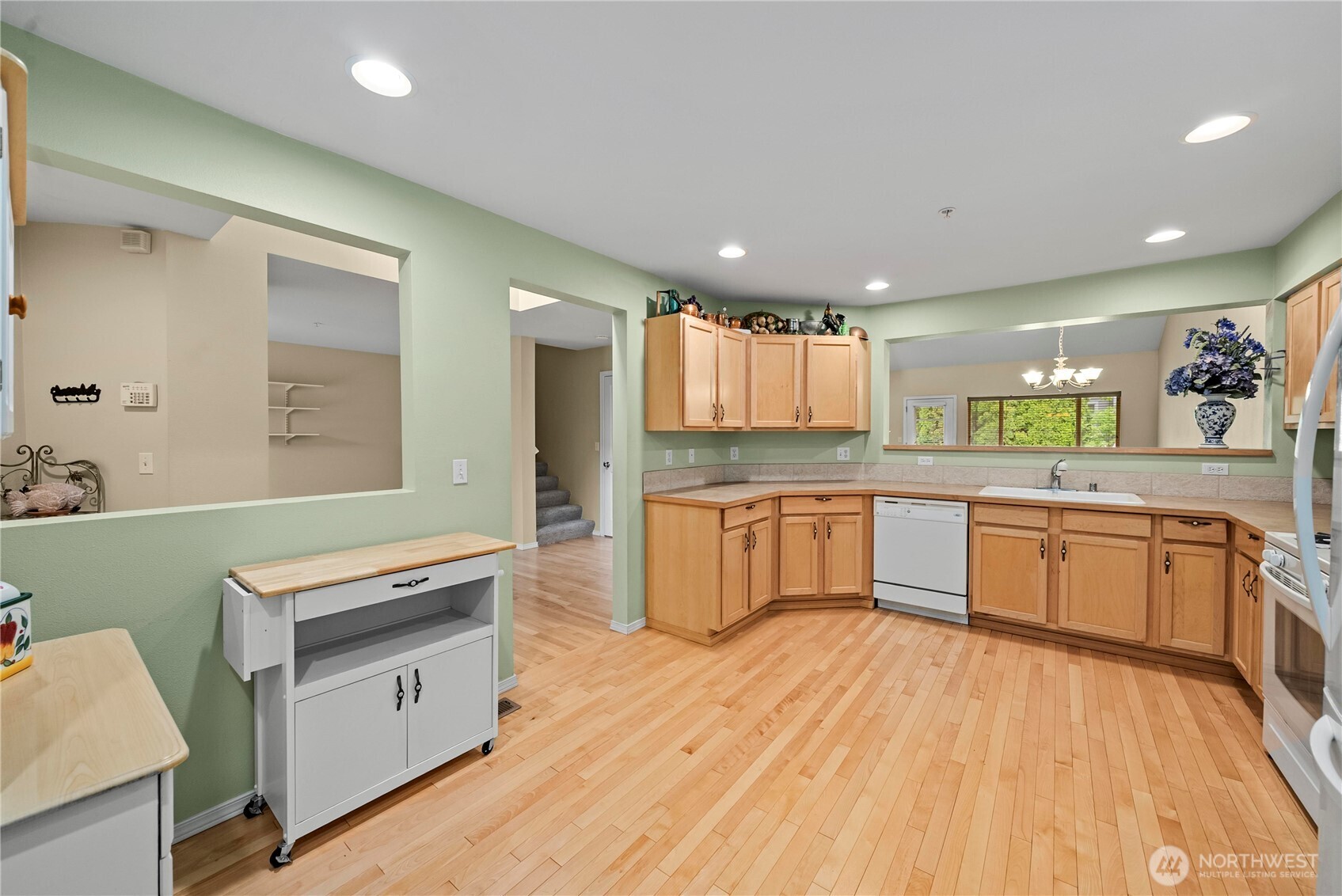6445 James Avenue B Property Photo 19