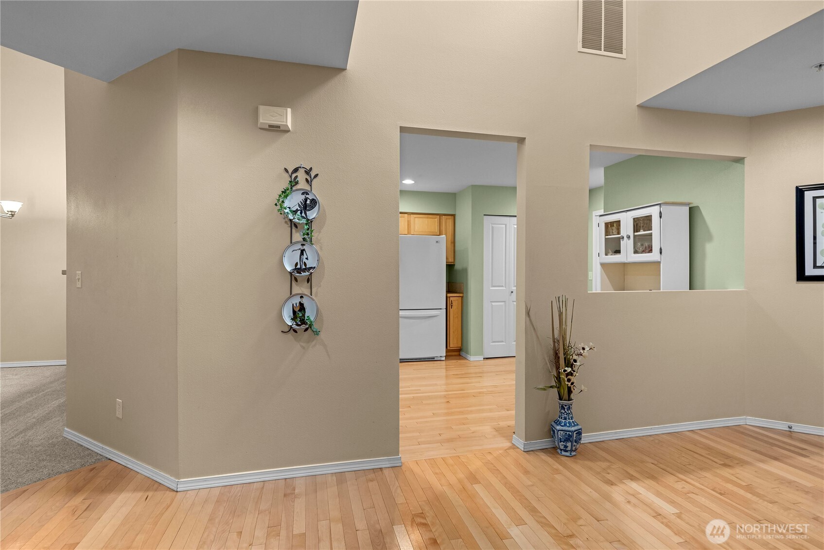 6445 James Avenue B Property Photo 21