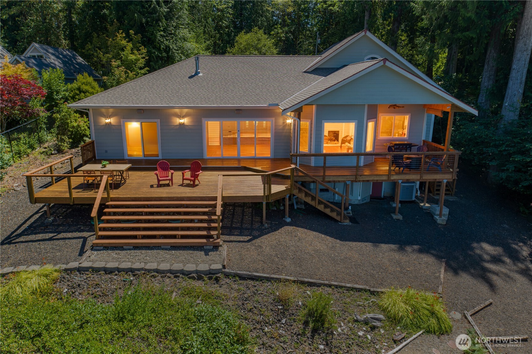 860 E Sunset Road Property Photo 4