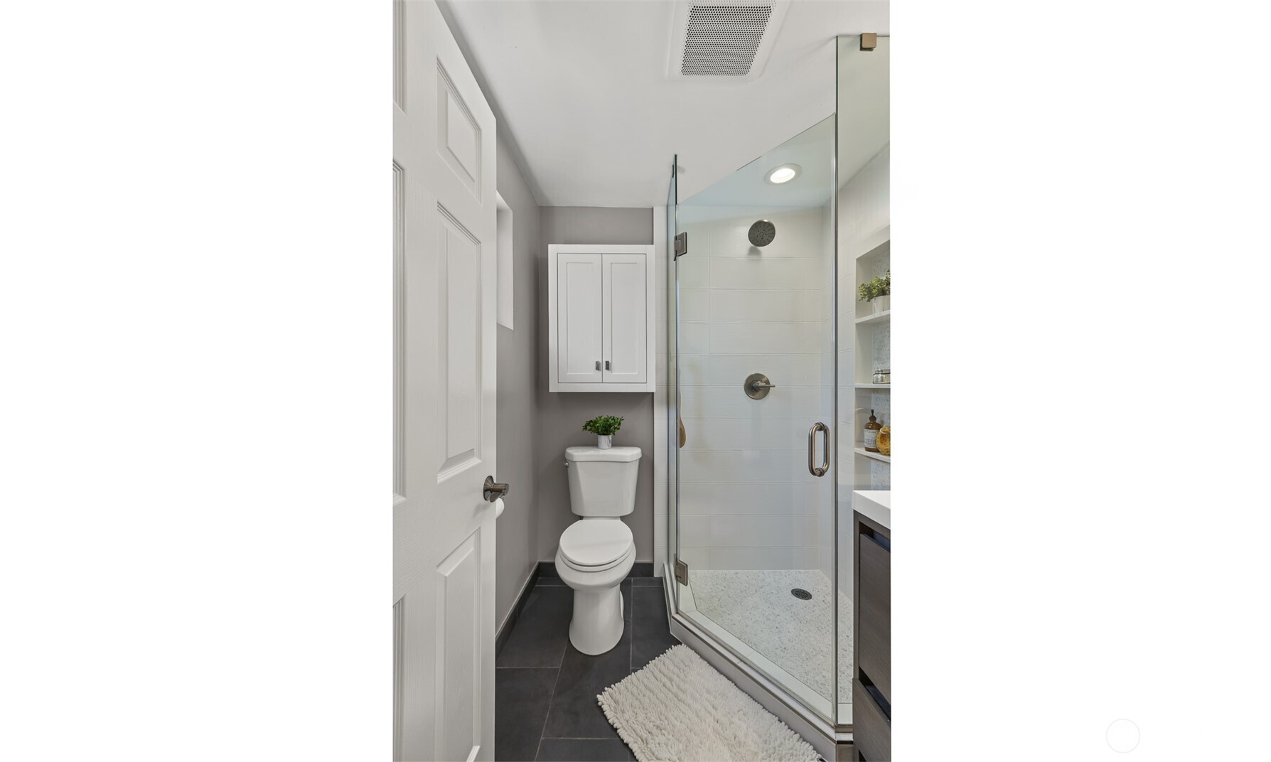 10527 Beardslee Boulevard Property Photo 13
