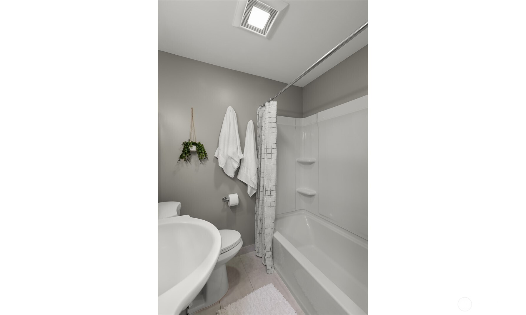 10527 Beardslee Boulevard Property Photo 19