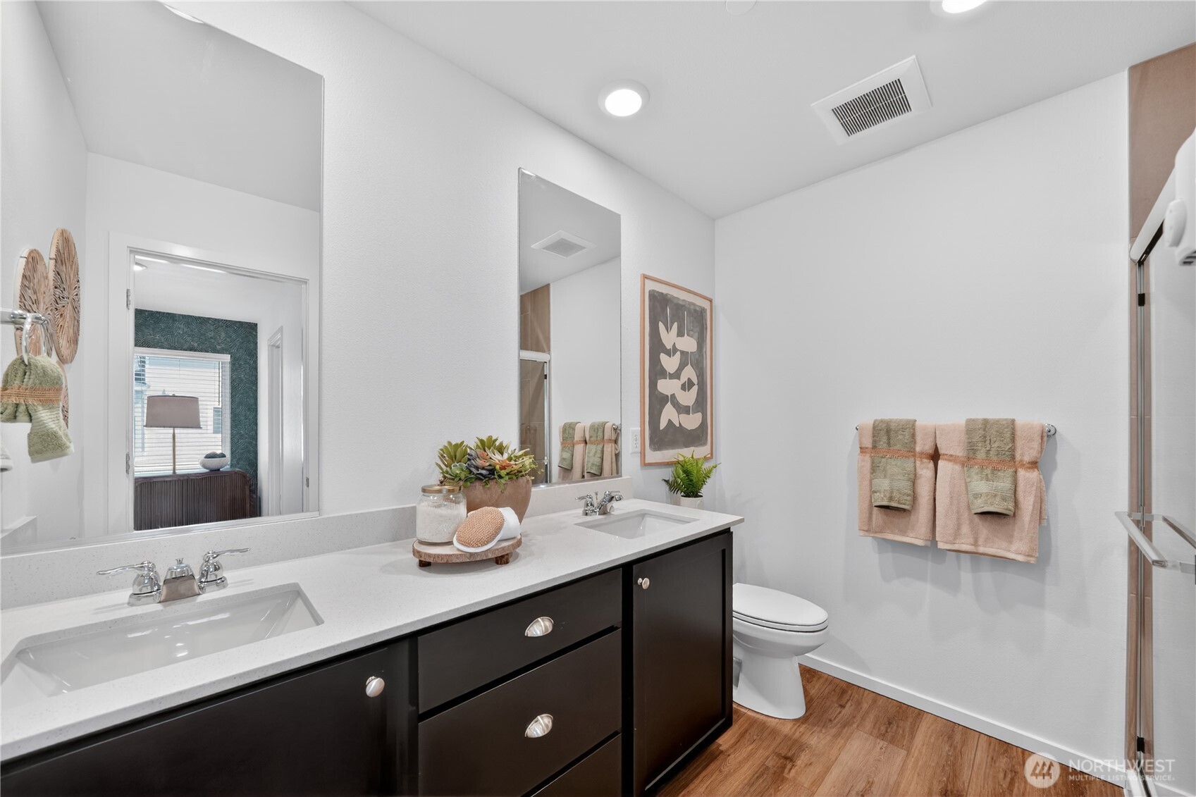 9811 31st Avenue E2 Property Photo 13