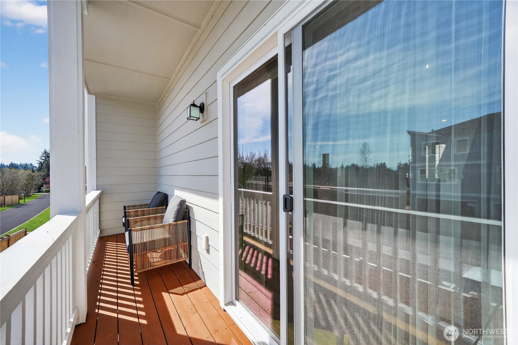 9811 31st Avenue E2 Property Photo 16