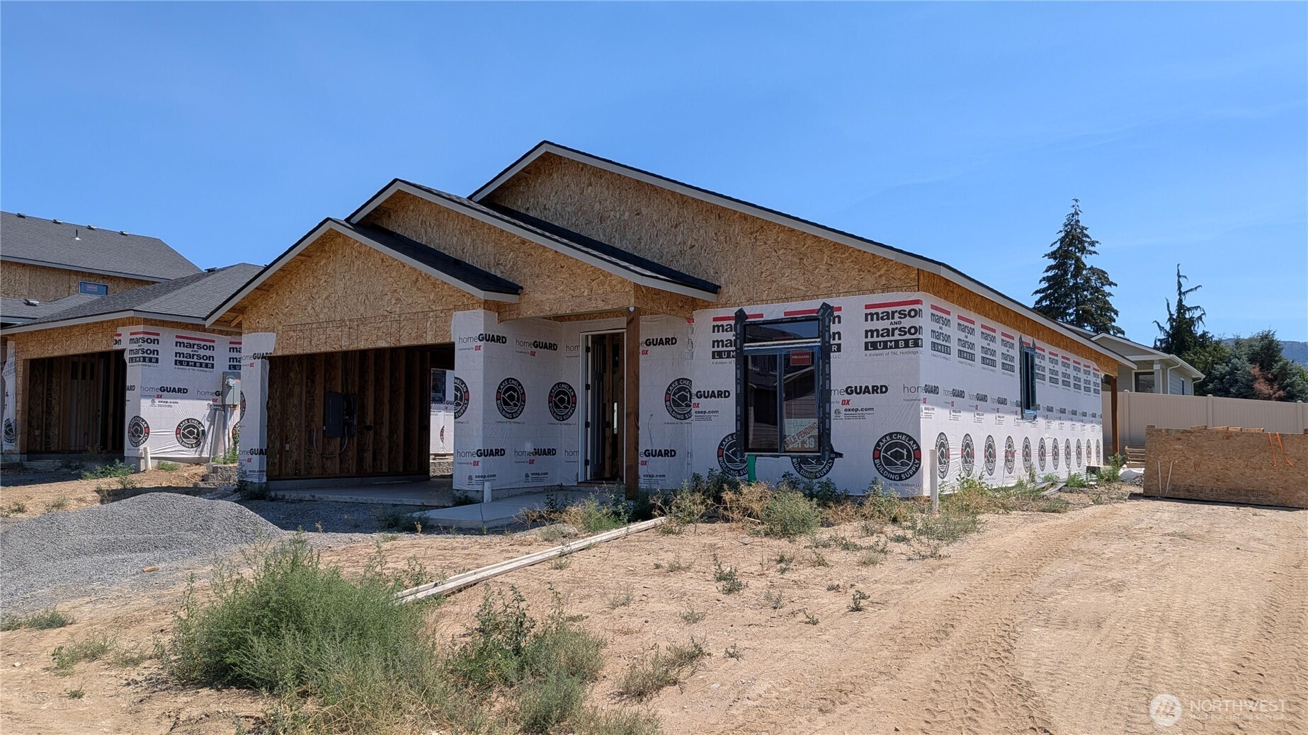 525 S Oasis Loop Property Photo 2