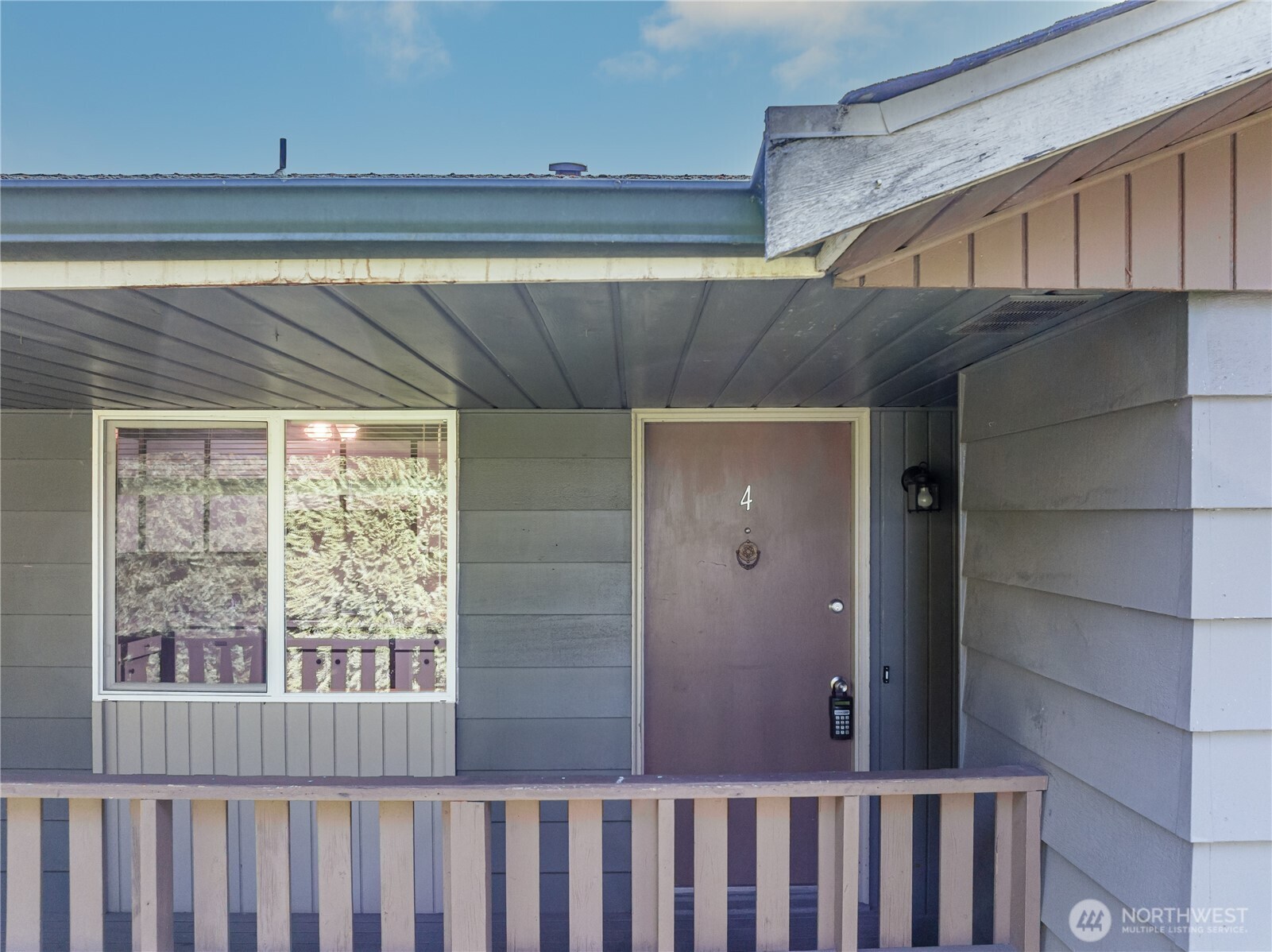 703 Broadway Street Property Photo 14