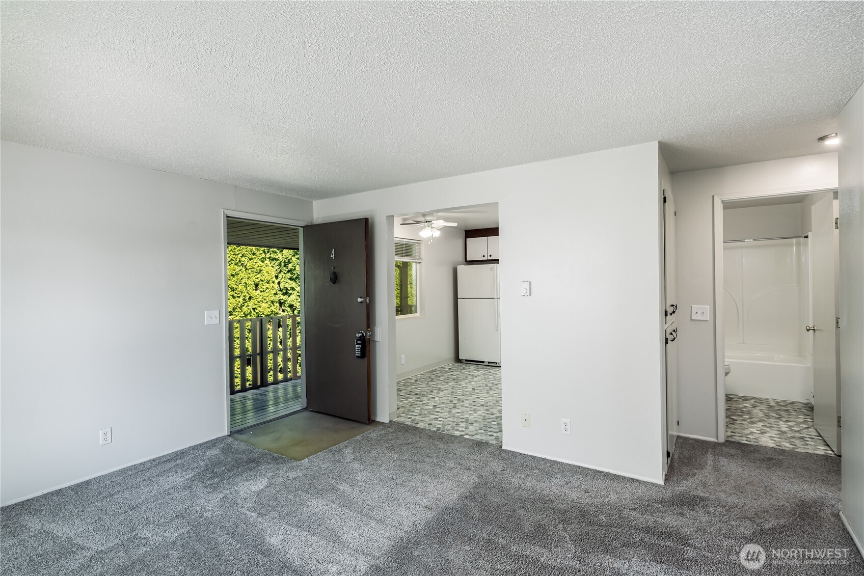 703 Broadway Street Property Photo 16