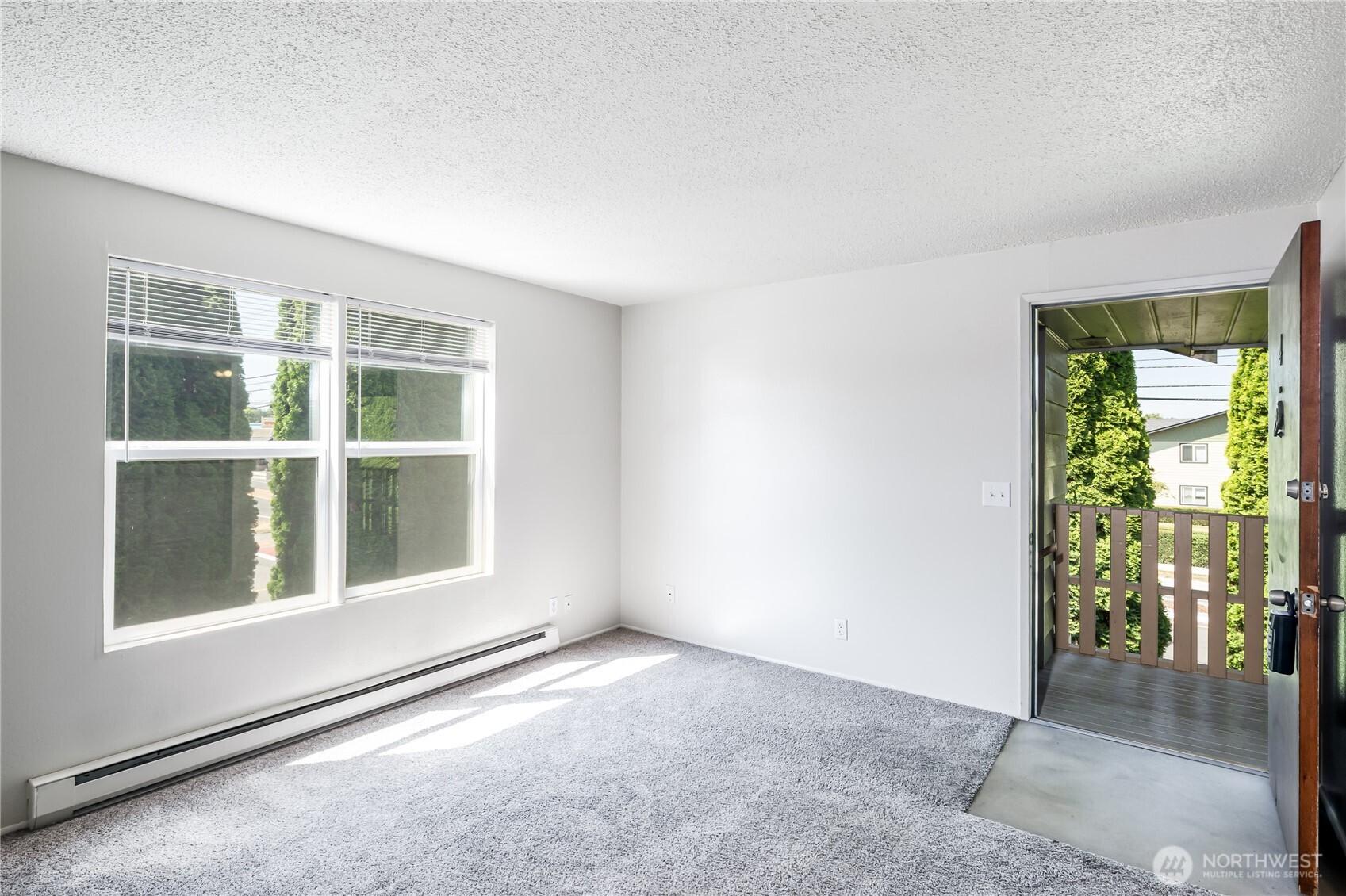 703 Broadway Street Property Photo 17