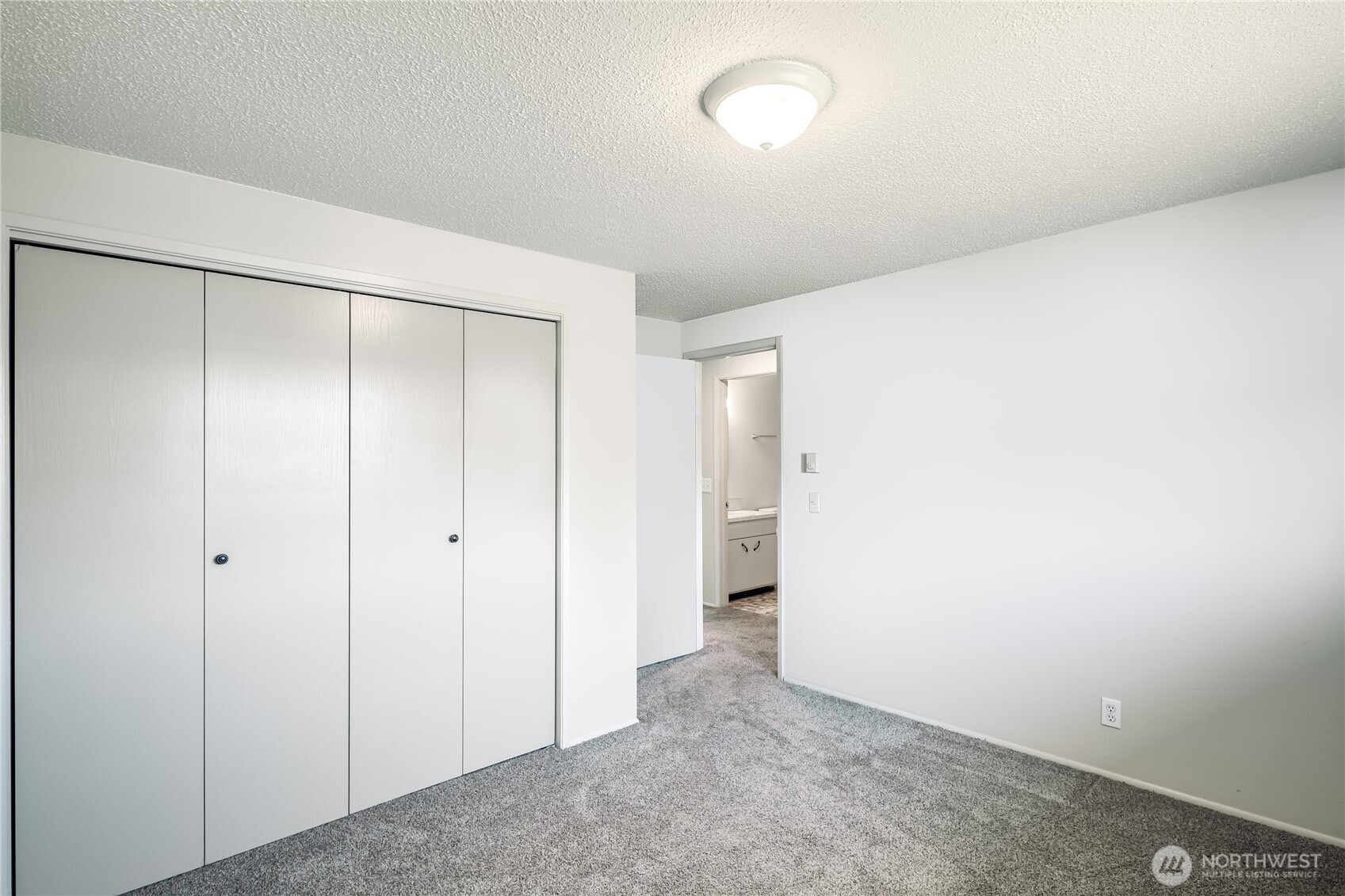 703 Broadway Street Property Photo 26