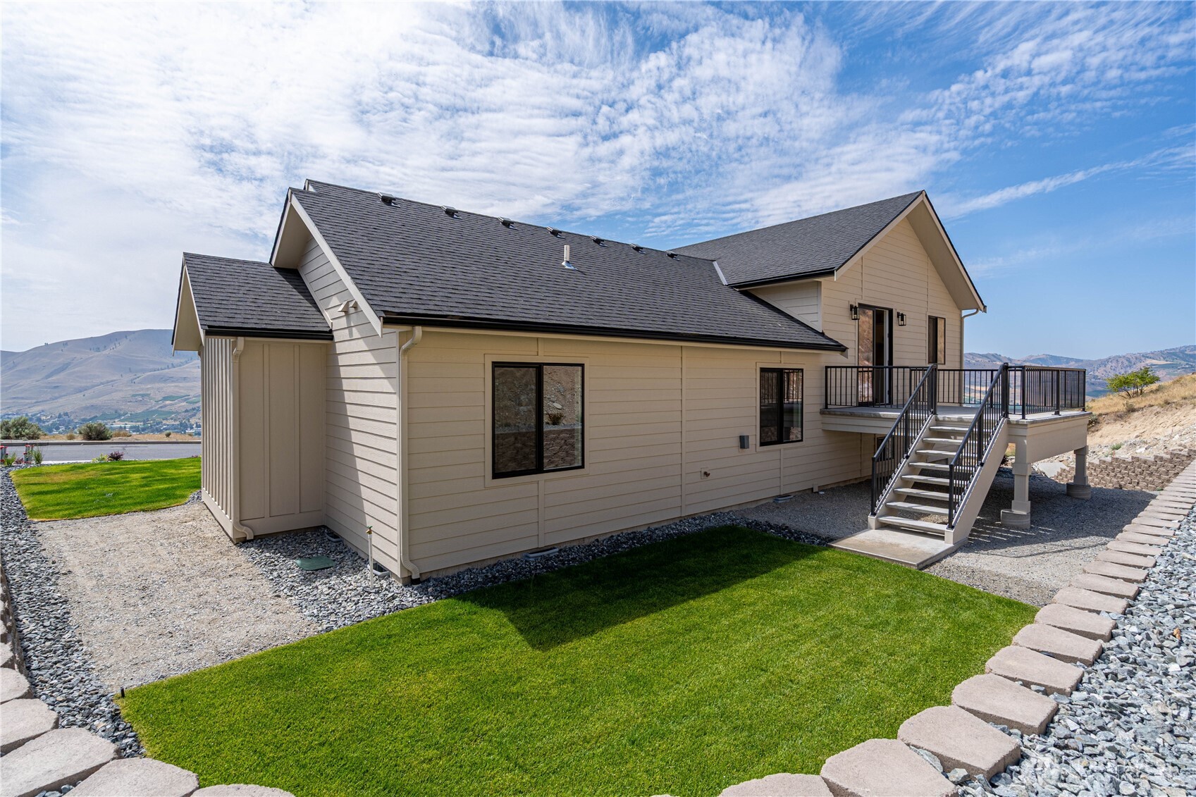 926 Long Drive Property Photo 34