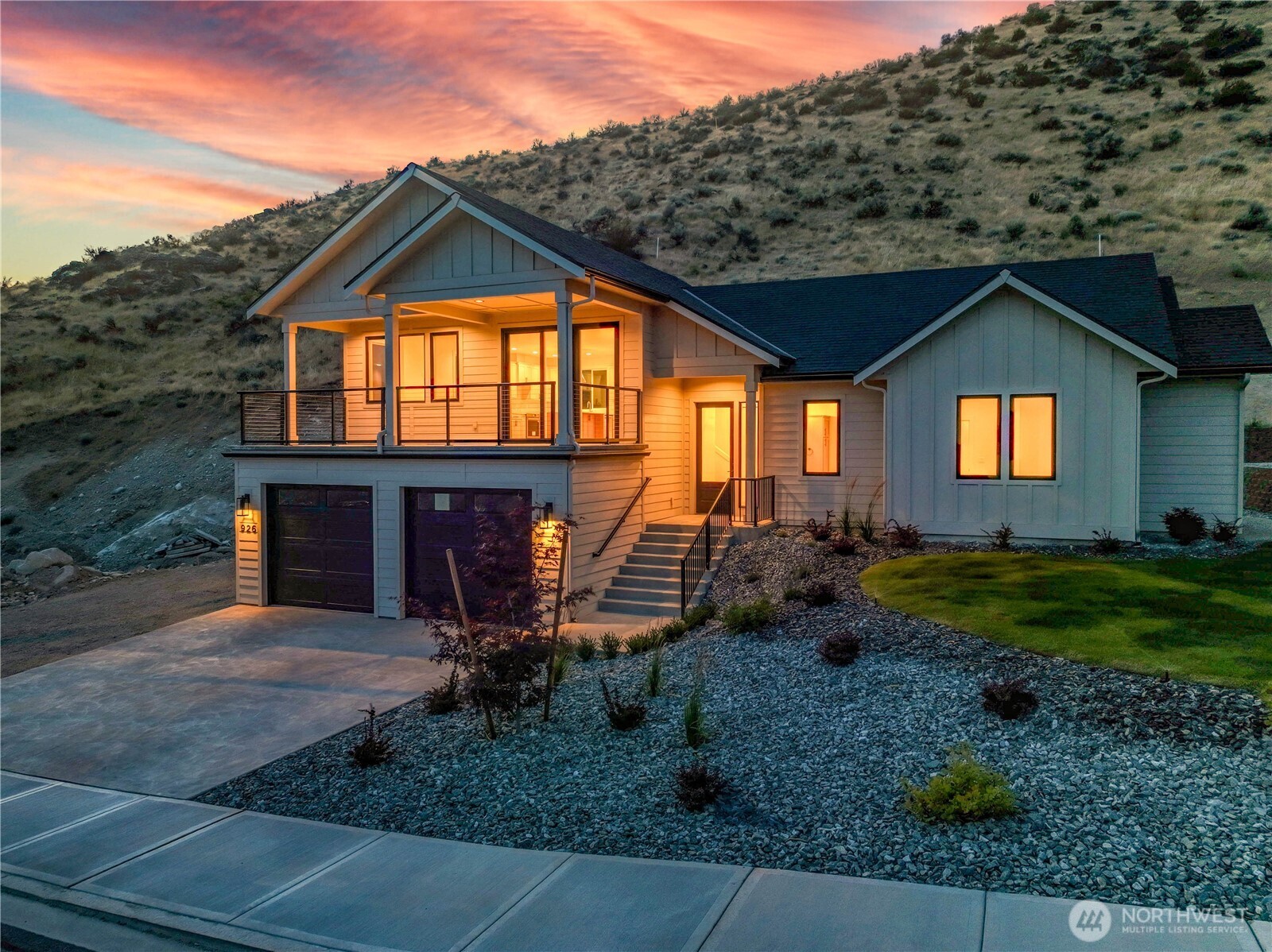 926 Long Drive Property Photo 38