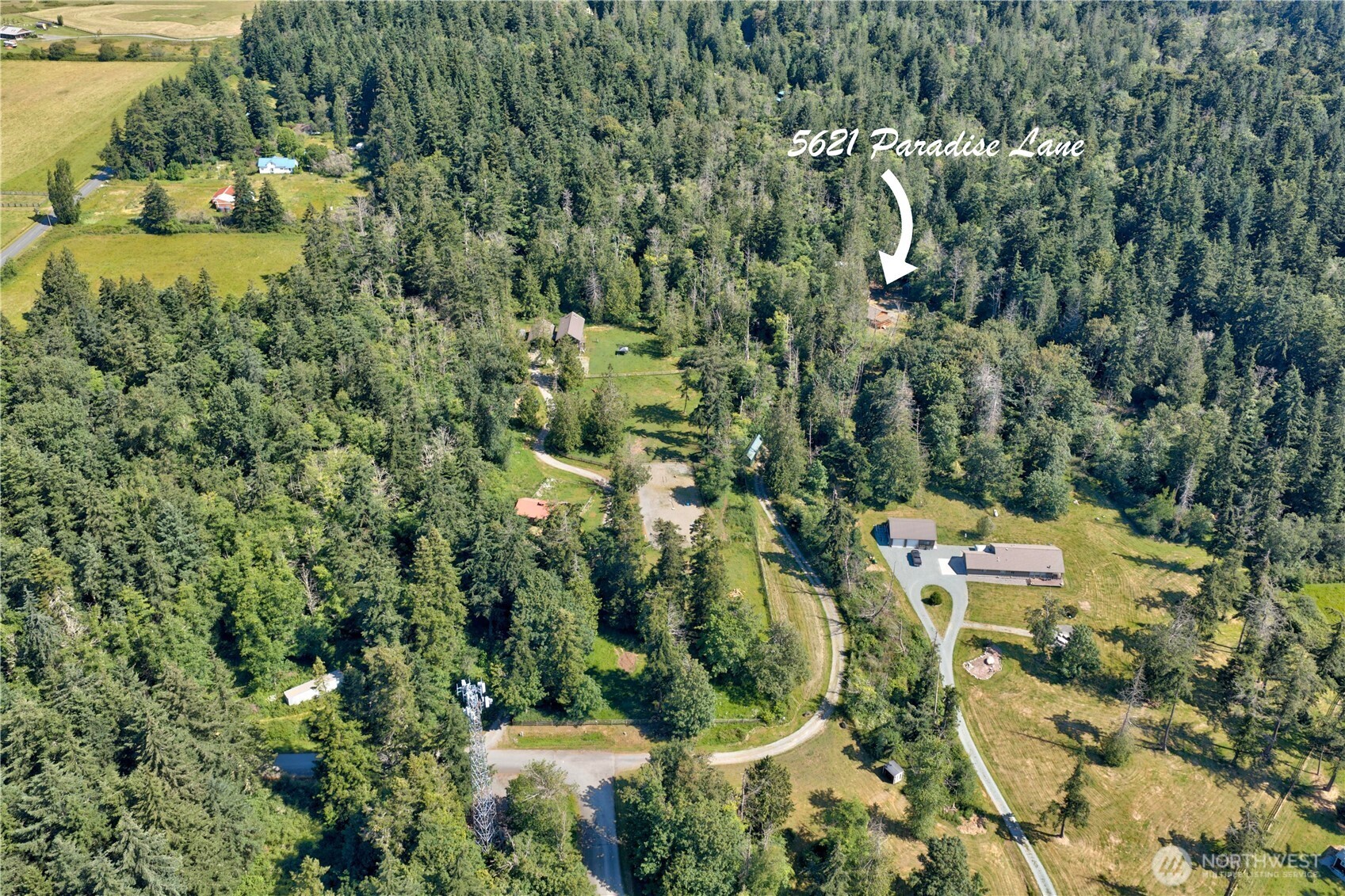 5621 Paradise Lane Property Photo 3