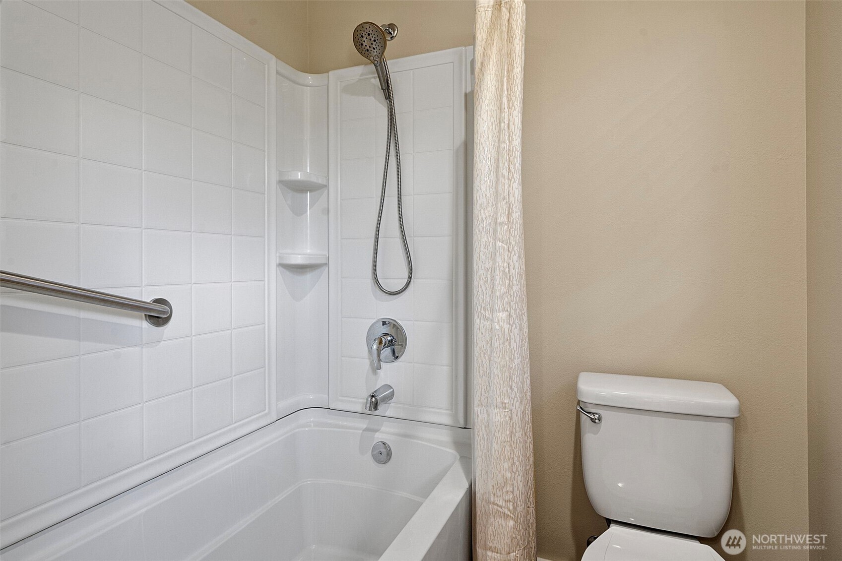 15372 Se 160th Place Property Photo 8
