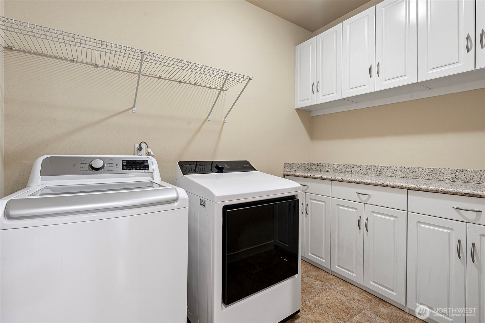 15372 Se 160th Place Property Photo 11