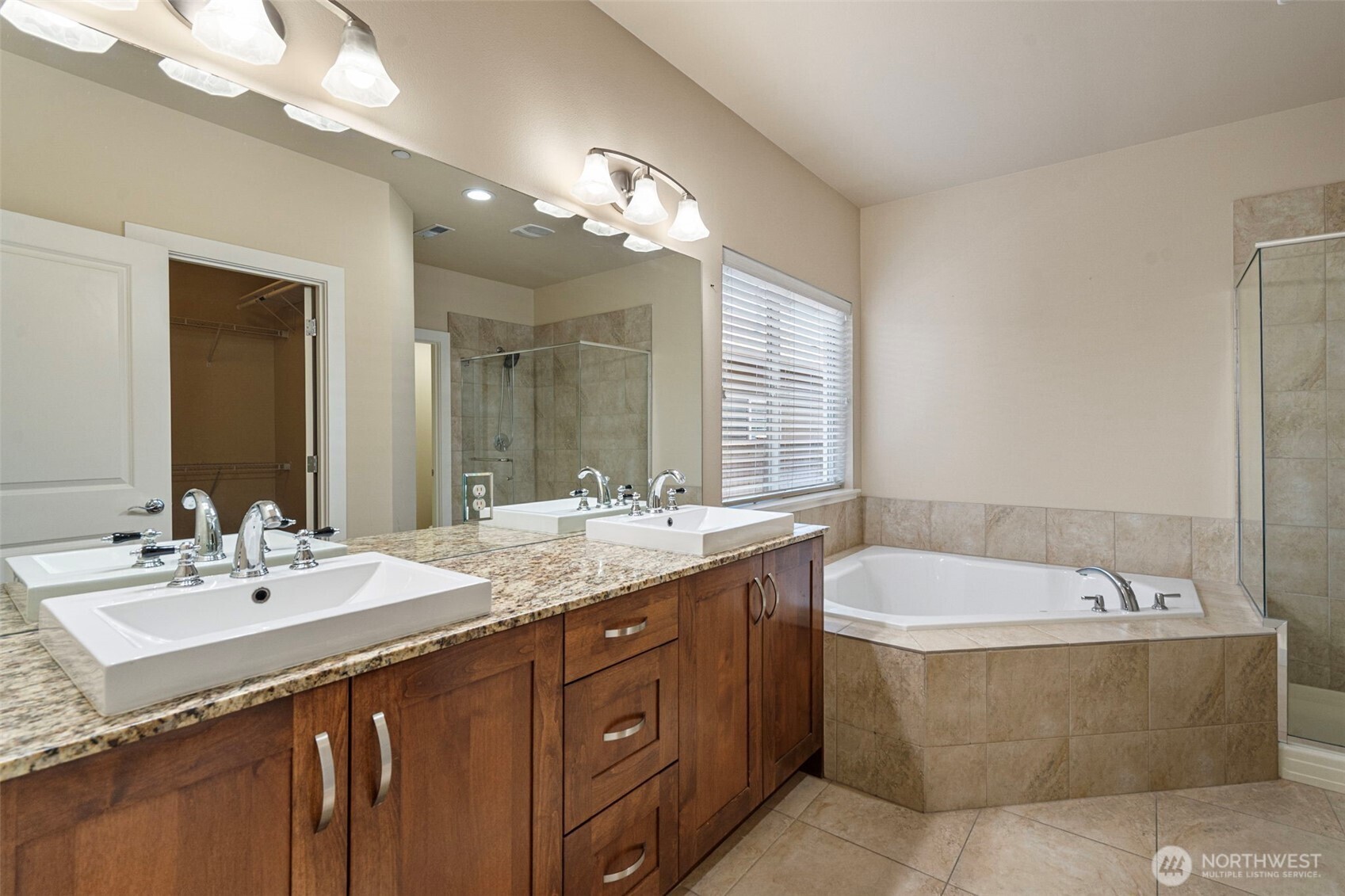 15372 Se 160th Place Property Photo 29