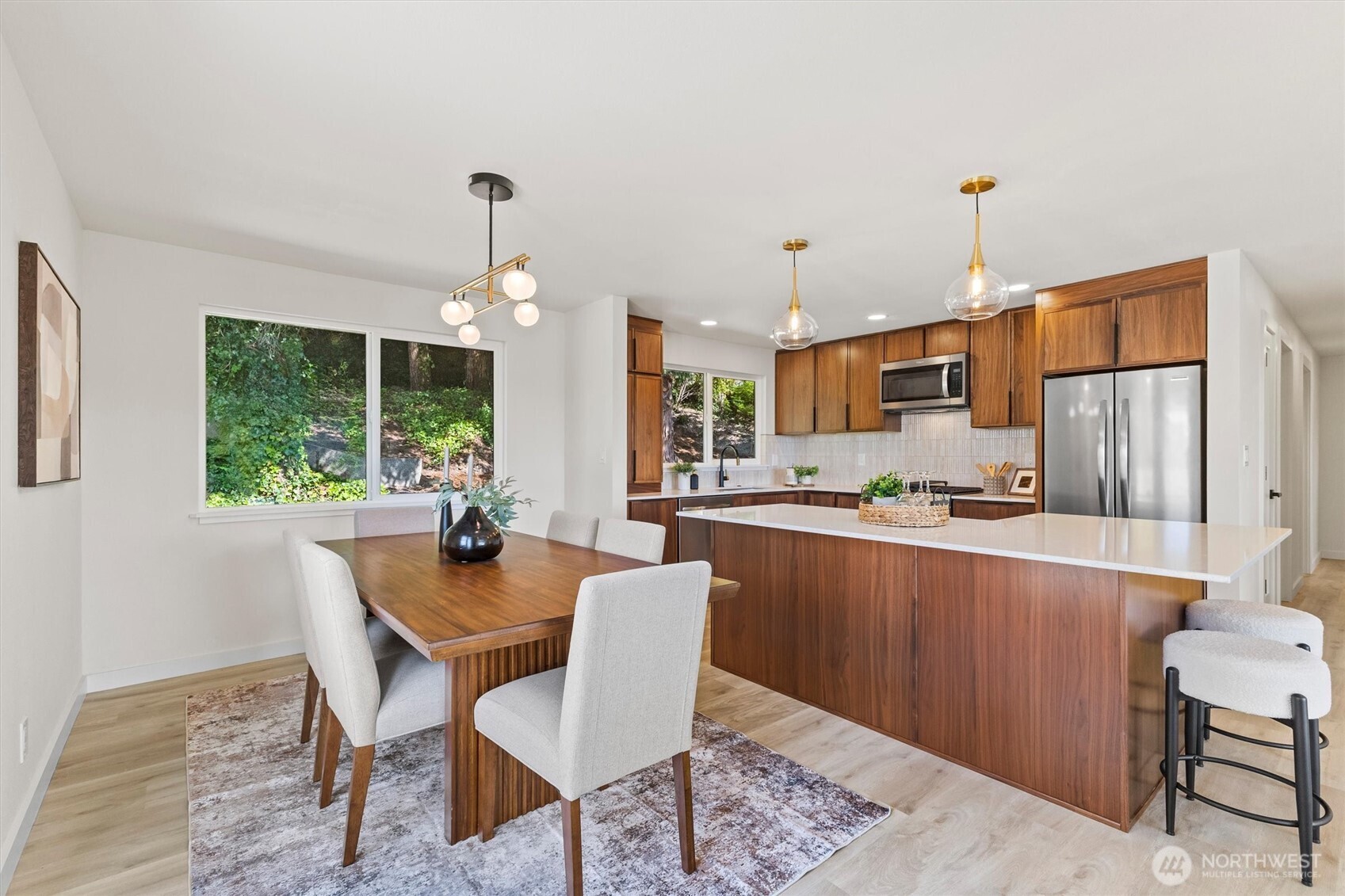 904 Puget Street Property Photo 16