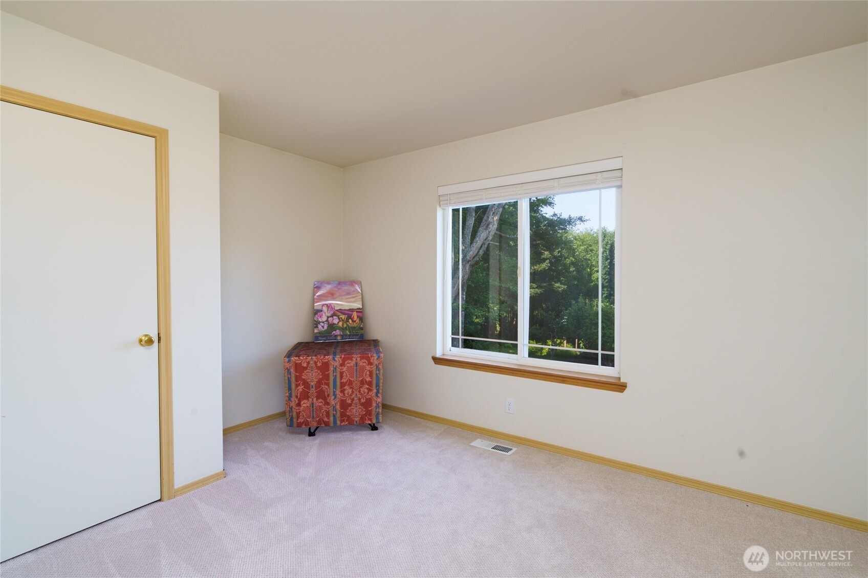 744 Shelter Bay Dr Property Photo 17