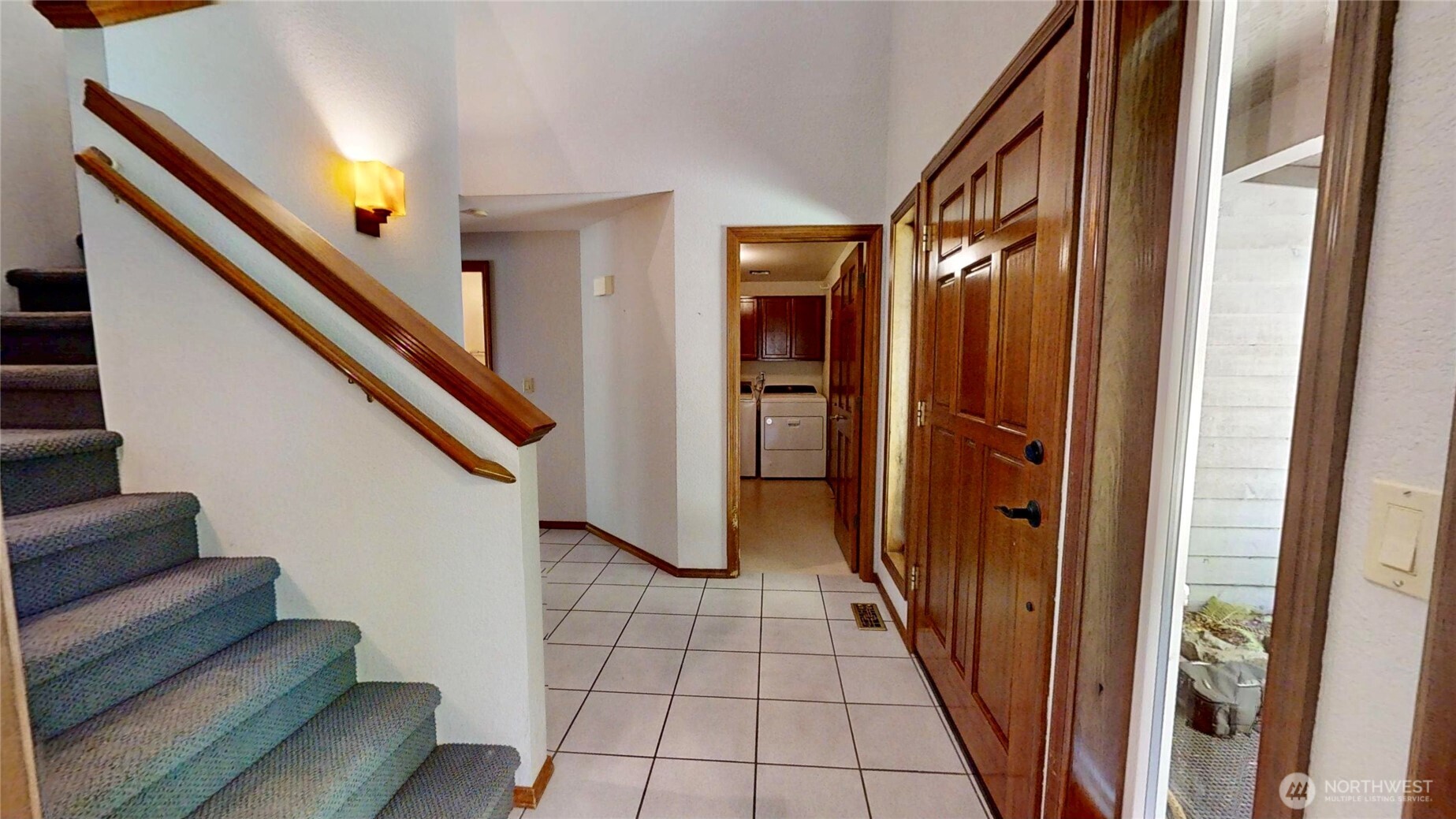 6937 Foothill Drive Property Photo 12