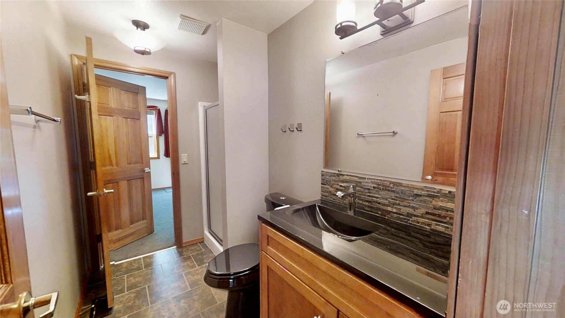 6937 Foothill Drive Property Photo 25