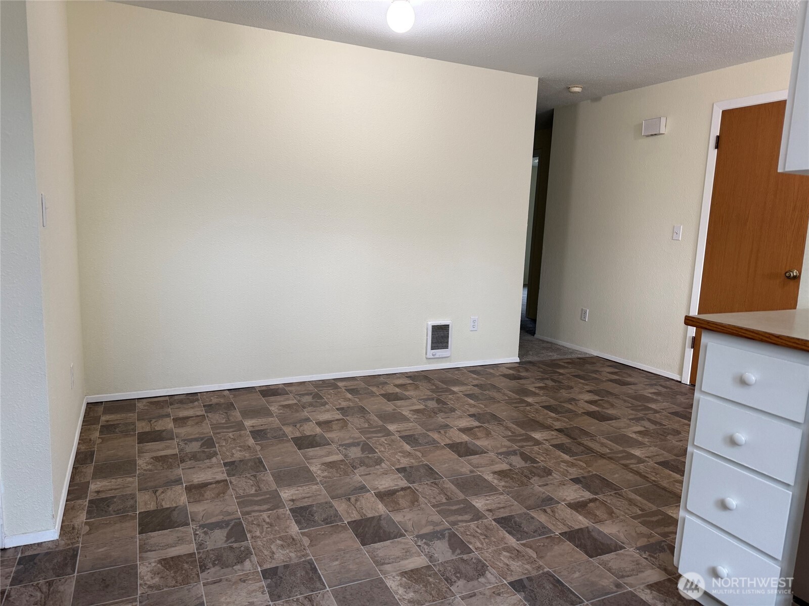 12518 42nd Avenue Property Photo 6