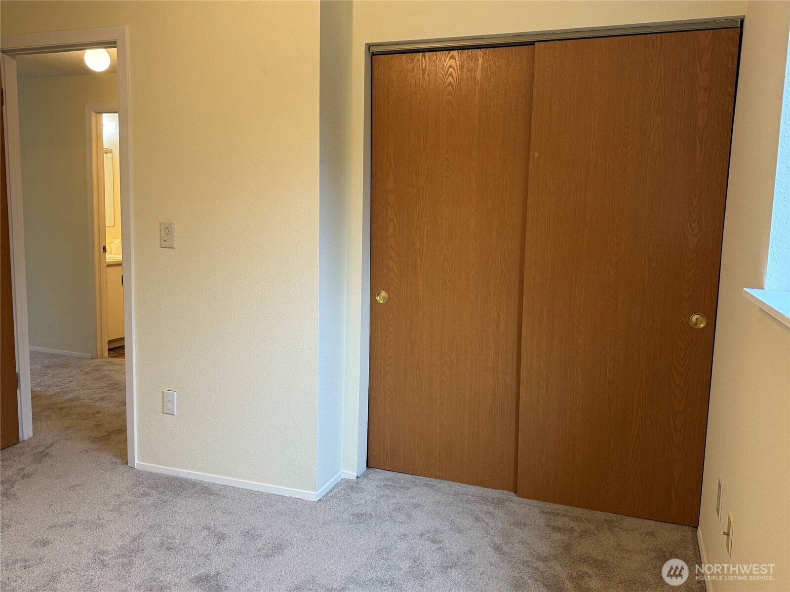12518 42nd Avenue Property Photo 7
