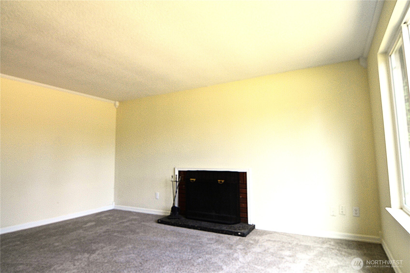 12518 42nd Avenue Property Photo 16